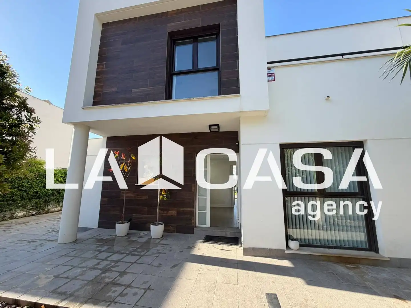 Semi-detached house for sale in Entrenúcleos, imagen 5