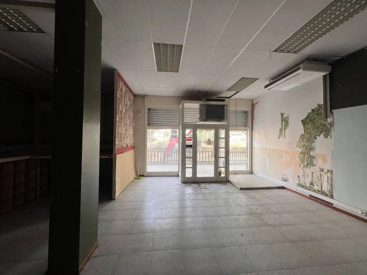 Gewerbefläche zur Miete in Calle Doctor Xalabarder, imagen 2