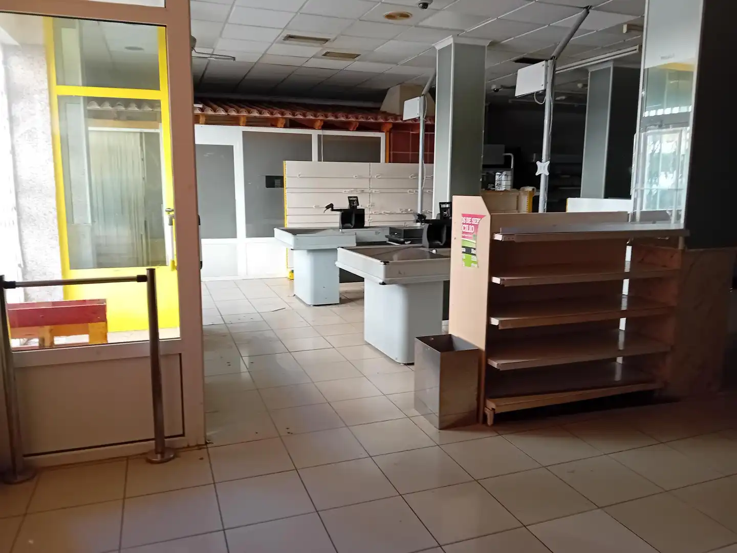Commercial properties for rent in Villajoyosa / La Vila Joiosa  with Air Conditioner, Furnished and Alarm