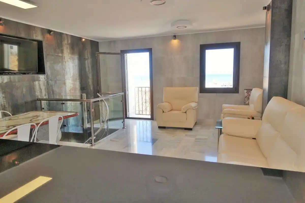 Apartamento con piscina en venta en Avenida de Julio Iglesias, imagen 11