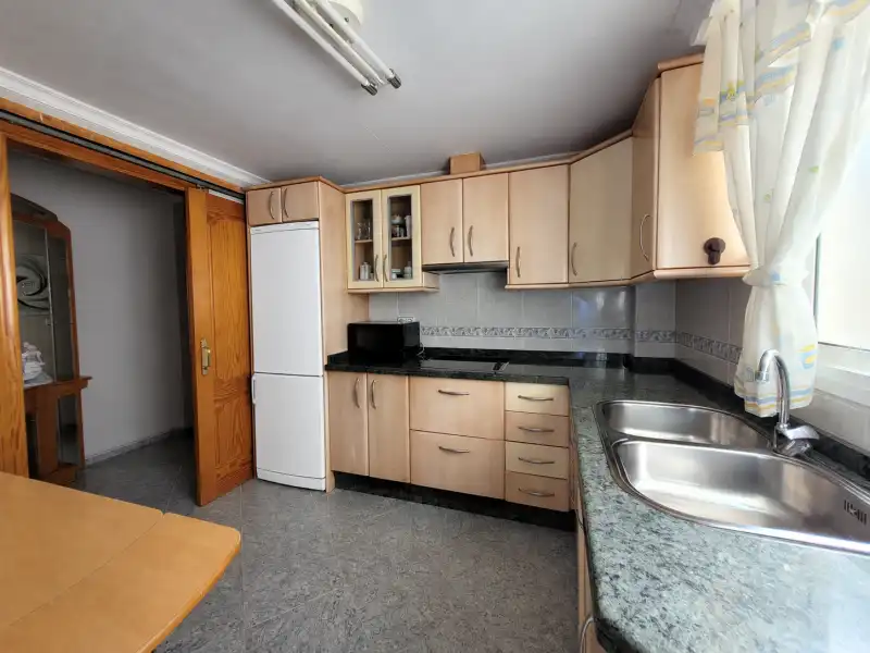Cocina de Piso en venta en Málaga con Terraza, Horno y Lavadora