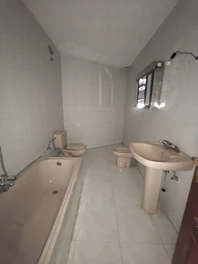 Bathroom of Flat for sale in Valdemorillo  with Heating and Terrace