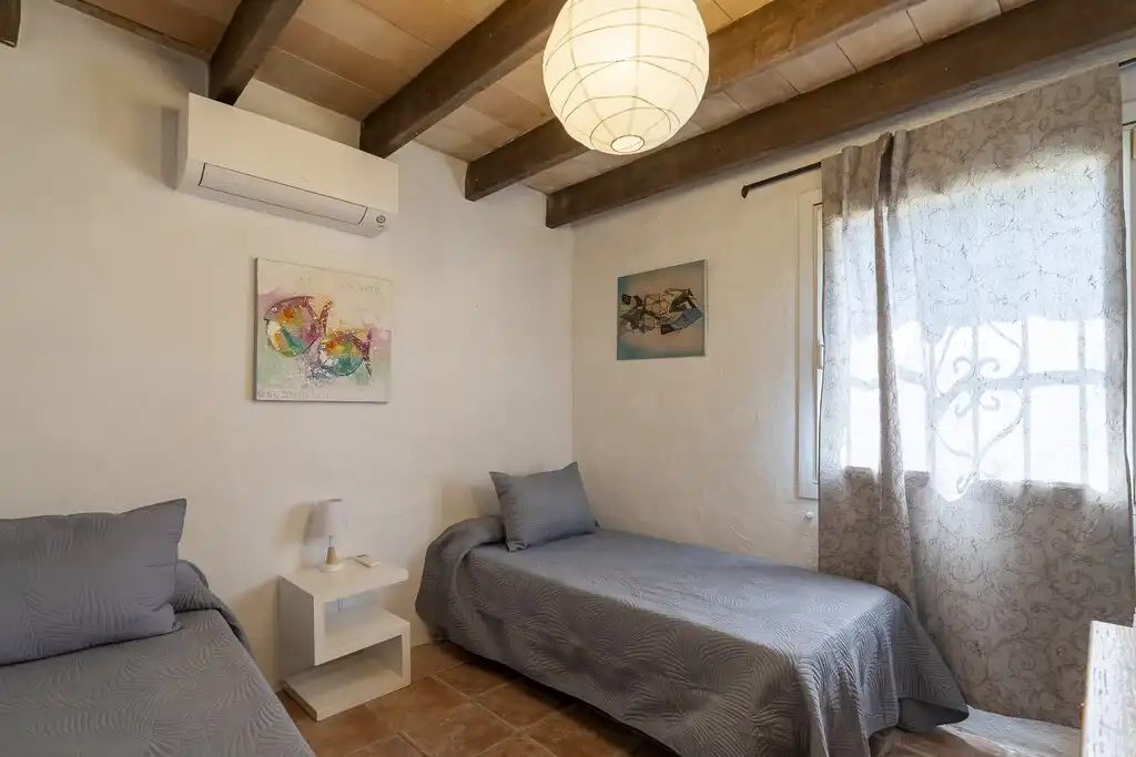 Dormitori de Finca rústica en venda en Pollença amb Aire condicionat, Calefacció i Jardí privat