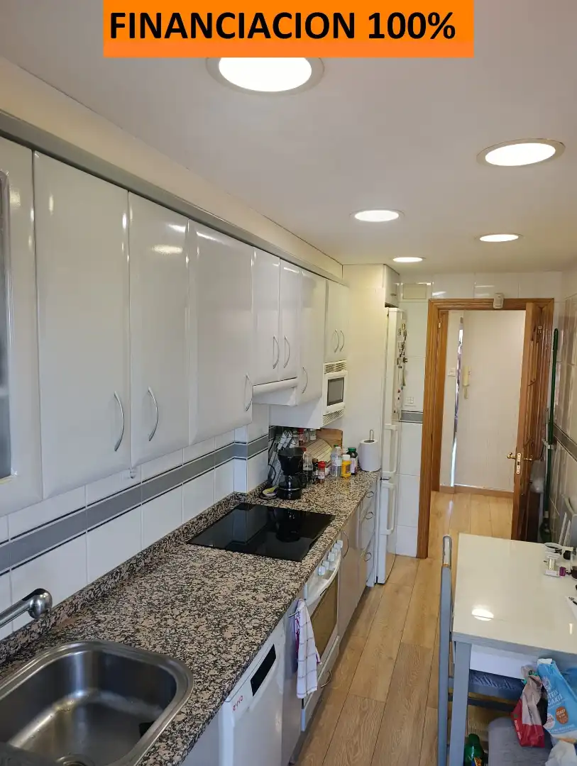Kitchen of Flat for sale in Zaragoza  with Air Conditioner, Heating and Parquet flooring