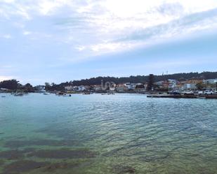 Vista exterior de Casa o xalet en venda en A Illa de Arousa 