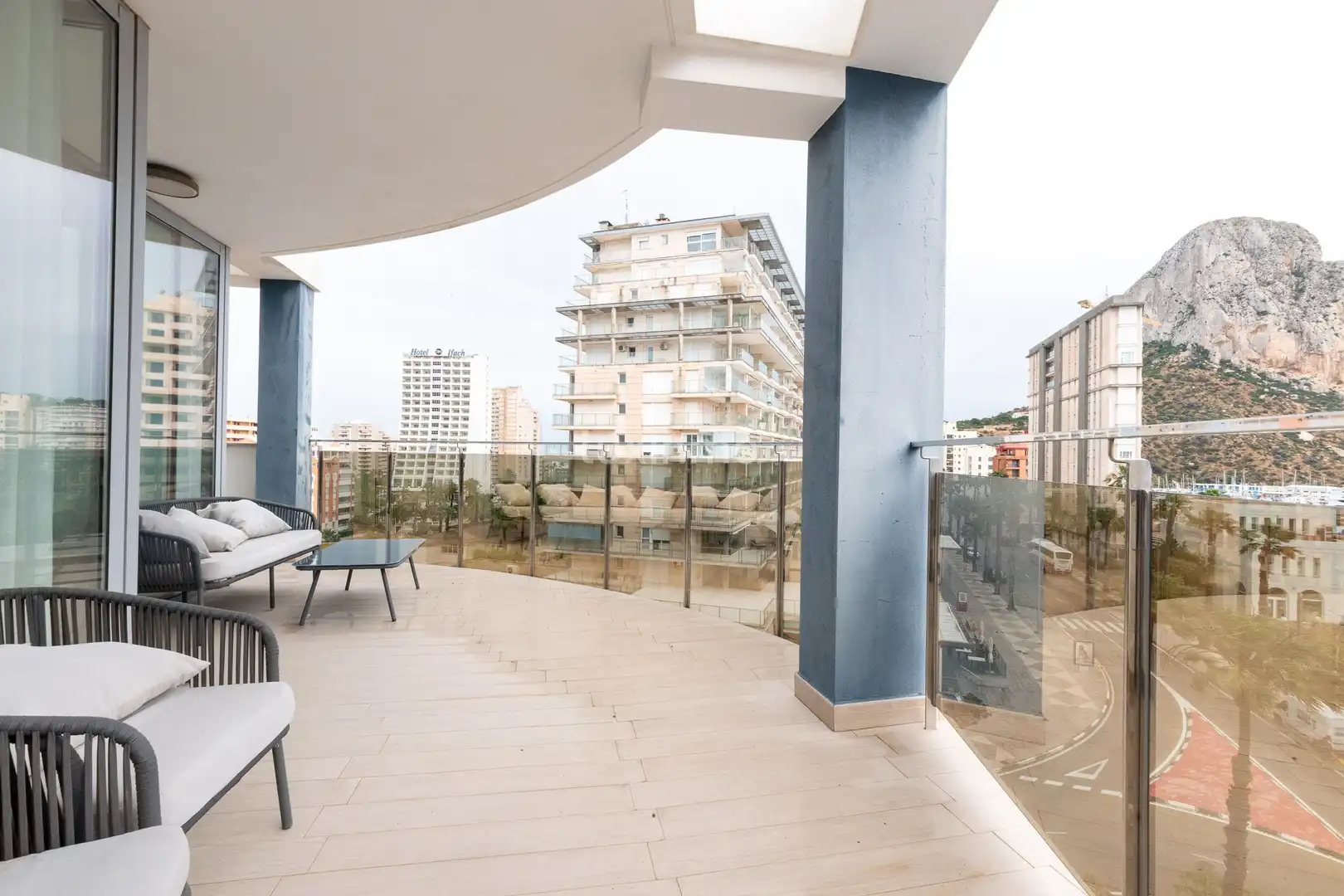 Terraza de Piso en venta en Calpe / Calp con Aire acondicionado, Calefacción y Jardín privado