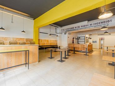 Local comercial en traspàs a Carrer ROSSIÑOL