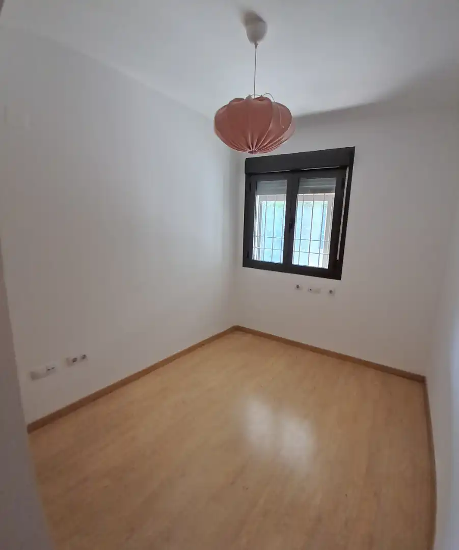 Bedroom of Flat for rent in Mairena del Aljarafe  with Air Conditioner and Community pool