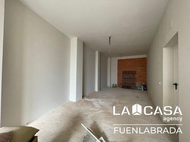 Local comercial en alquiler en Calle Luis Sauquillo