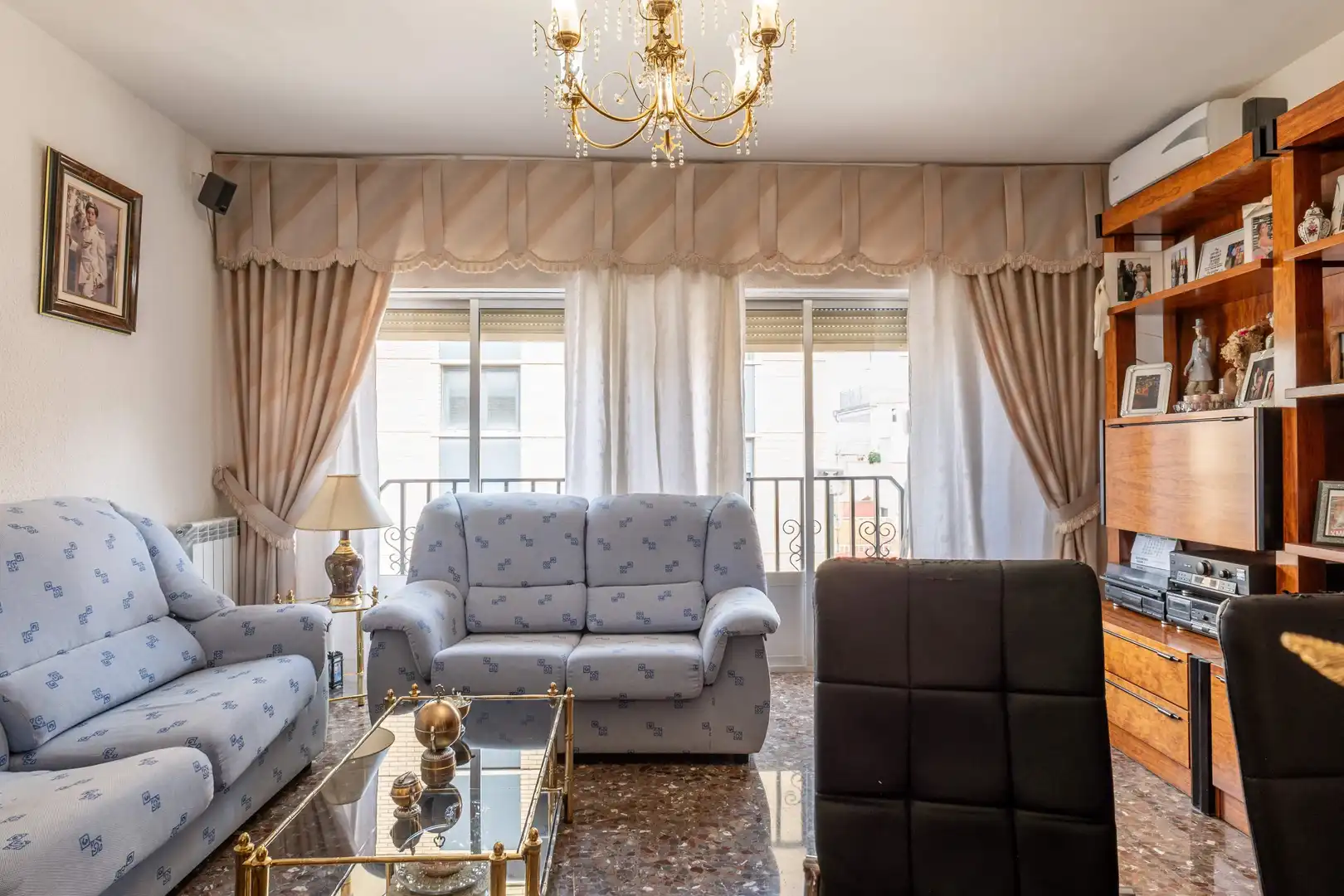 Casa o chalet en venta en Calle OSA MAYOR, 40, Valdefierro