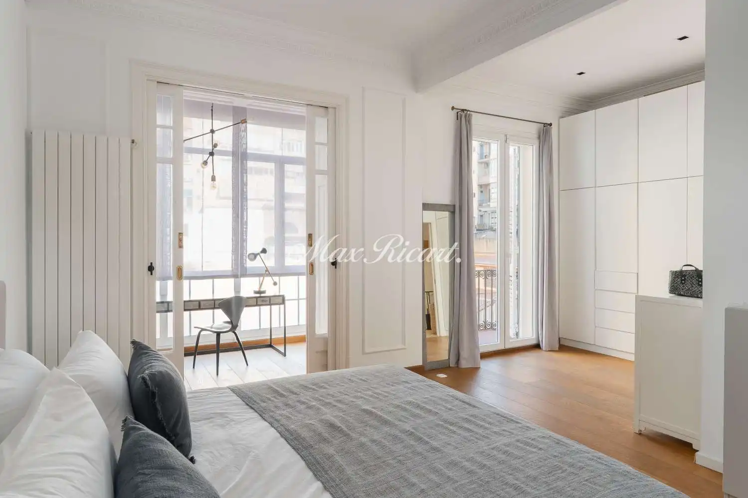 Bedroom of Flat for rent in Barcelona  with Air Conditioner, Heating and Terrace