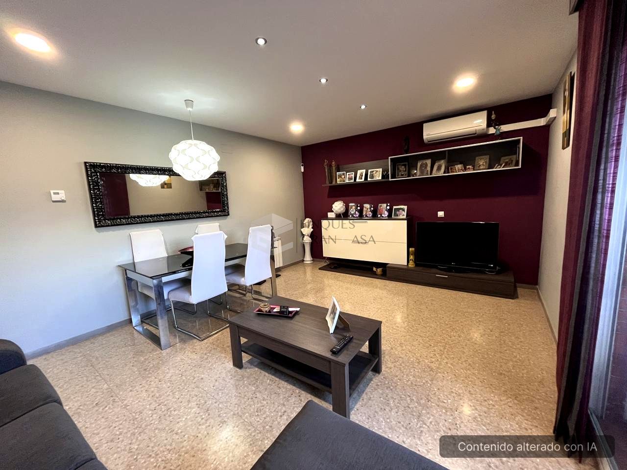 Sala d'estar de Planta baixa en venda en Canovelles amb Aire condicionat, Calefacció i Traster