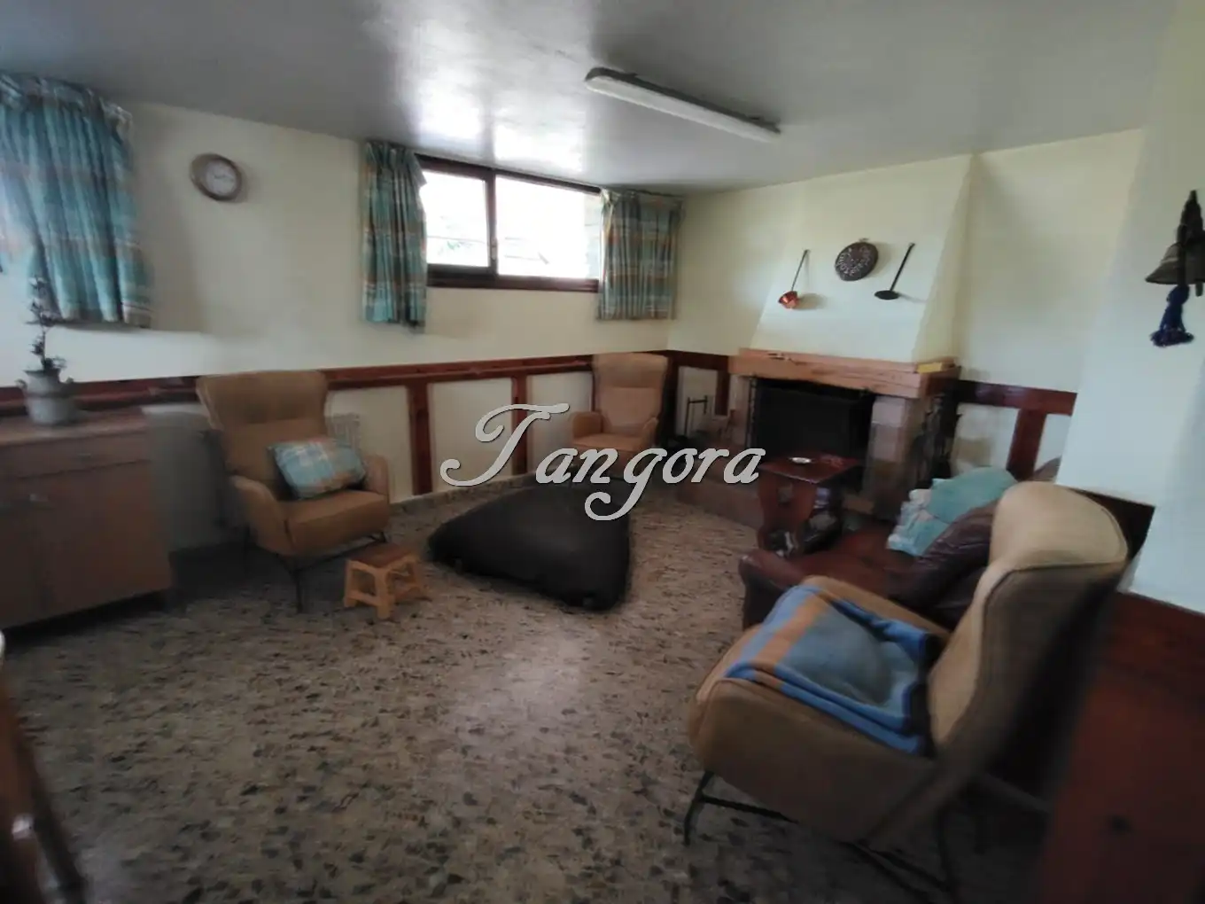 Sala d'estar de Casa o xalet en venda en Busturia amb Calefacció, Jardí privat i Parquet