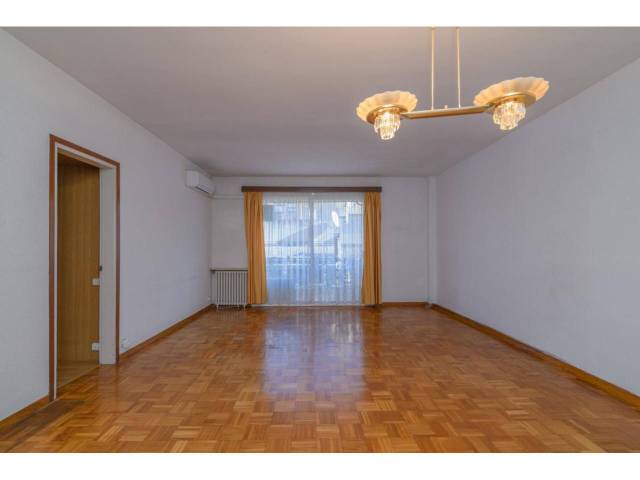 Piso en Venta en Calle Balmes en El Putget i el Farró