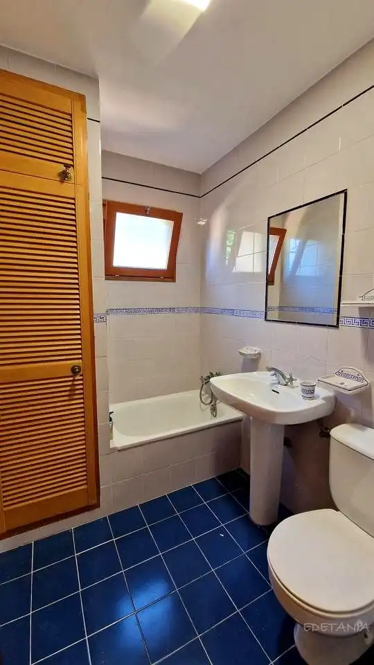 Bany de Casa o xalet de lloguer en Náquera