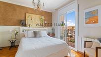 Bedroom of Flat for sale in  Barcelona Capital  with Air Conditioner and Balcony