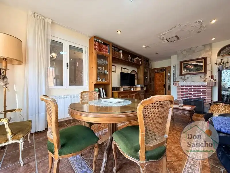 Comedor de Casa o chalet en venta en Cabezón de Valderaduey con Calefacción