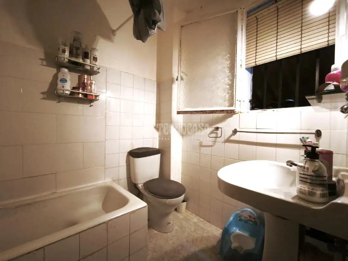 Baño de Piso en venta en Alcalá de Henares con Terraza