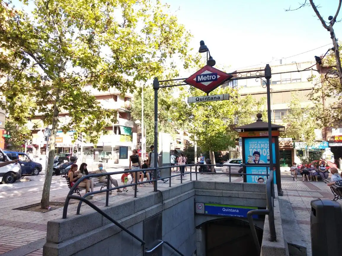 Exterior view of Flat for sale in Madrid  with Air Conditioner