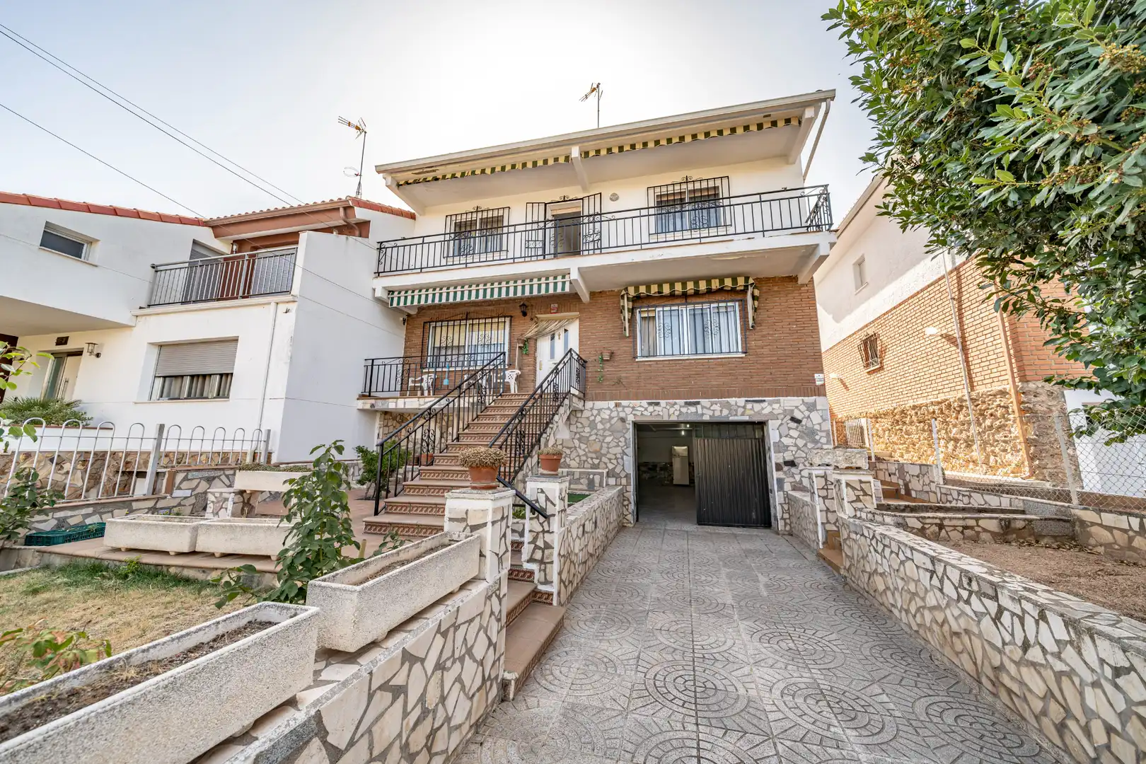 Casa aparellada amb jardí en venda a Calle de San José, imagen 39