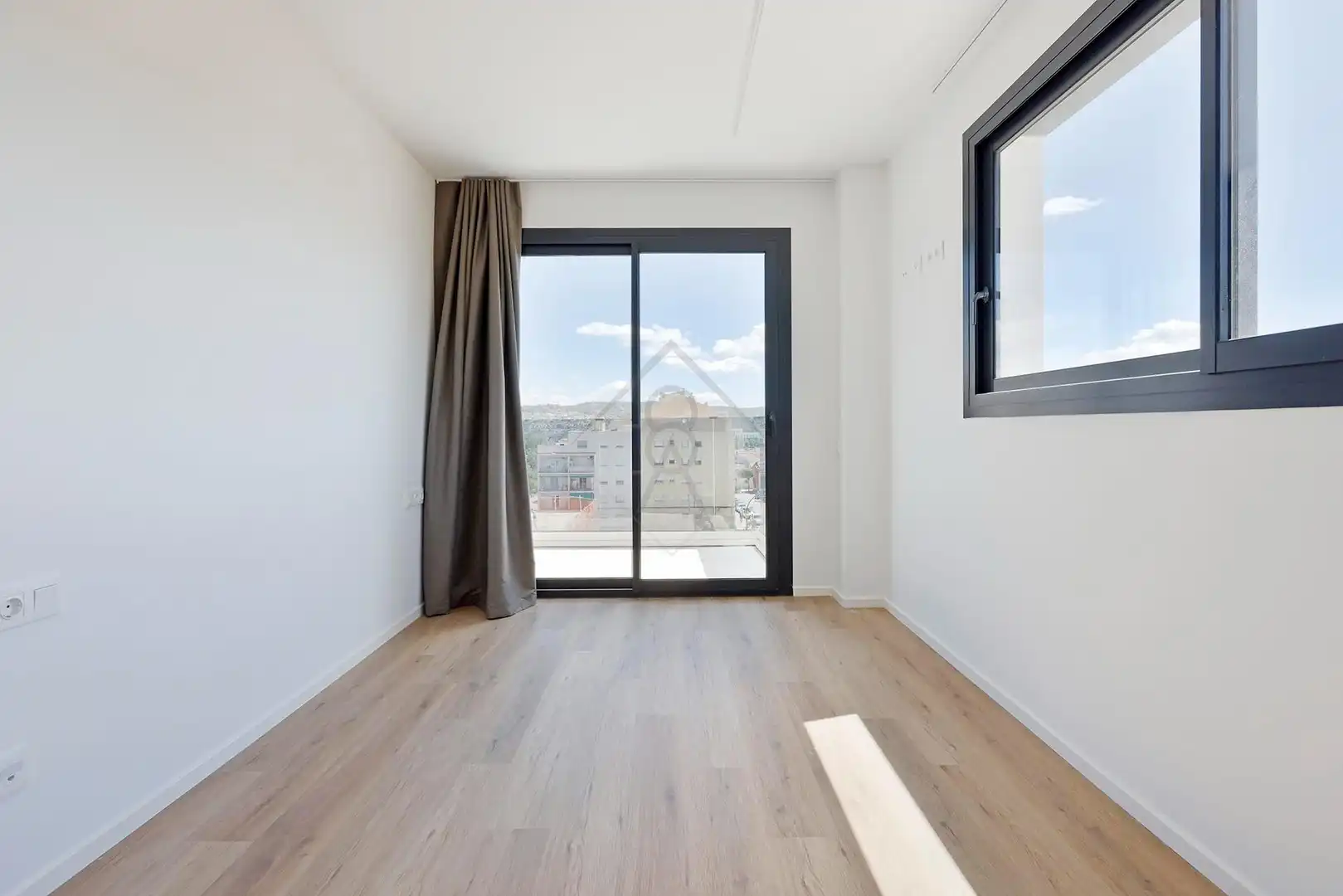 Habitación de Ático en venta en Abrera con Aire acondicionado, Calefacción y Parquet