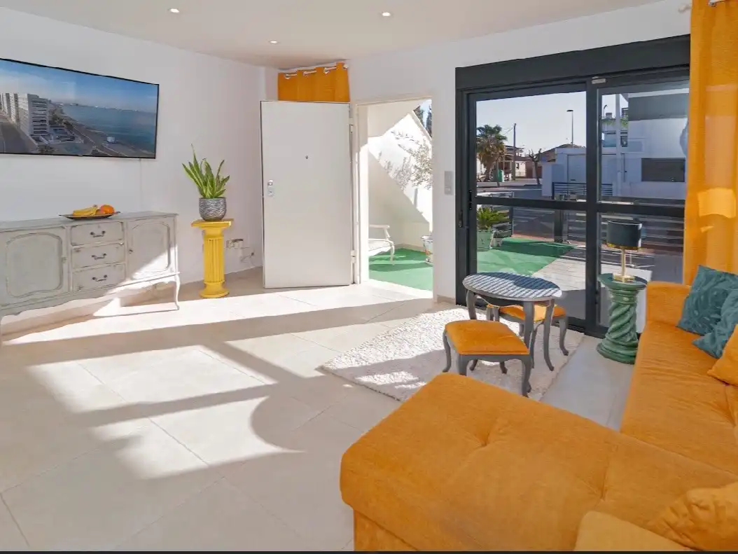 Bungalow with pool for sale in Bergantin 51, imagen 4