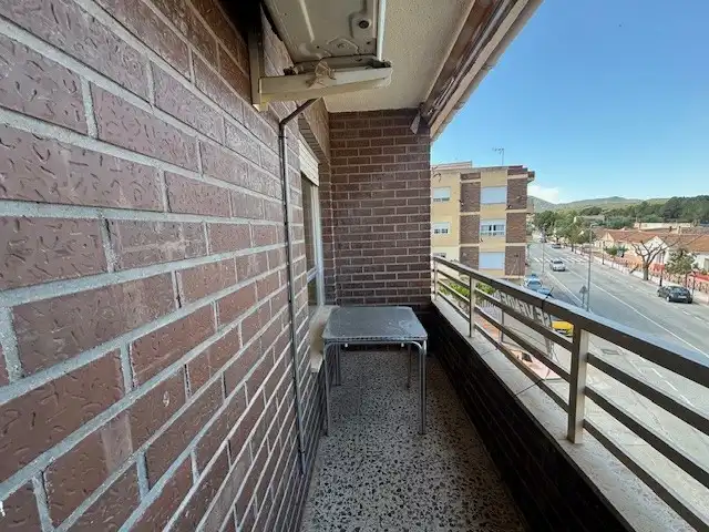 Flat for sale in Salinas