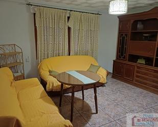 Living room of Flat to rent in Torredonjimeno  with Furnished