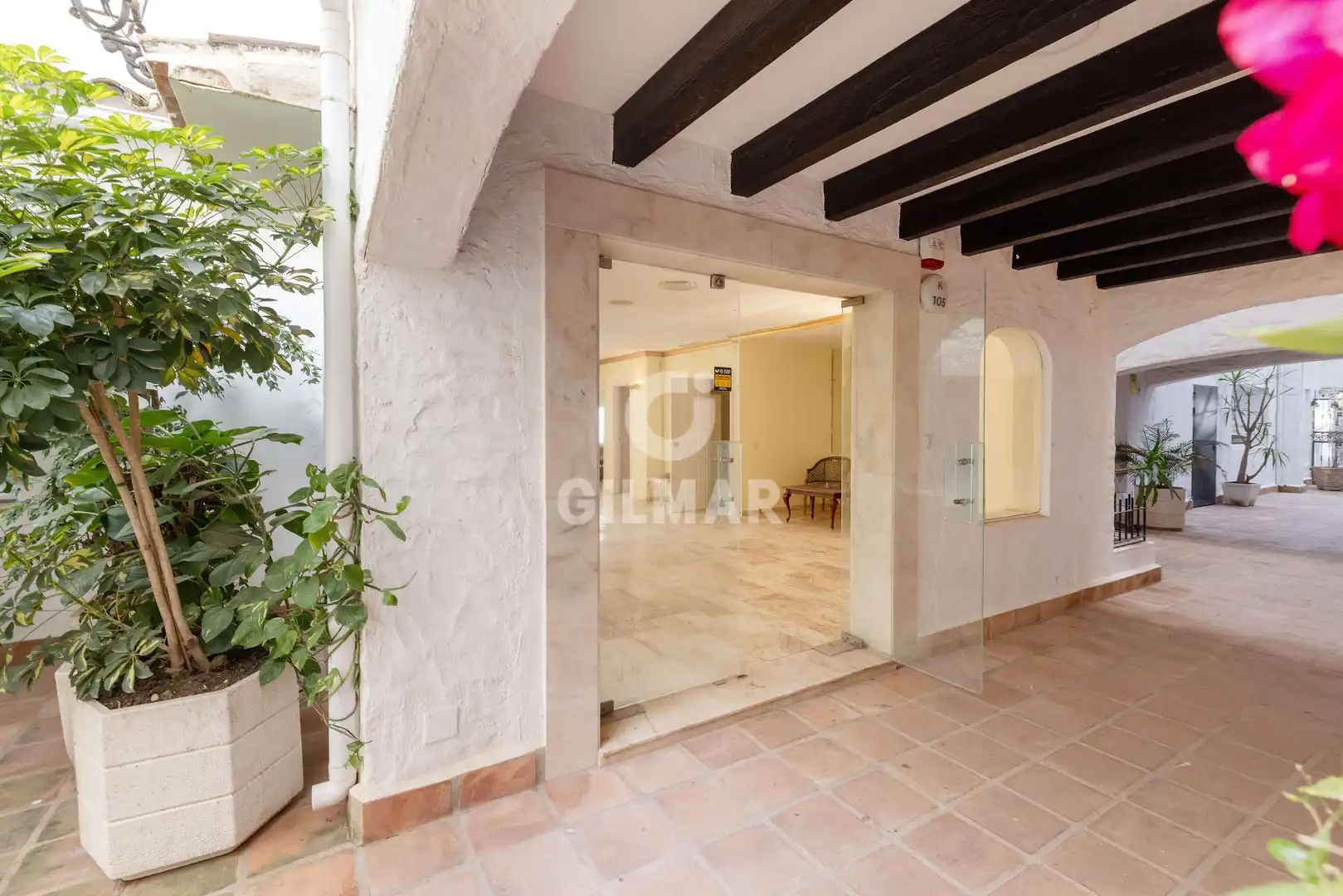 Local en venta en Marbella con Calefacción