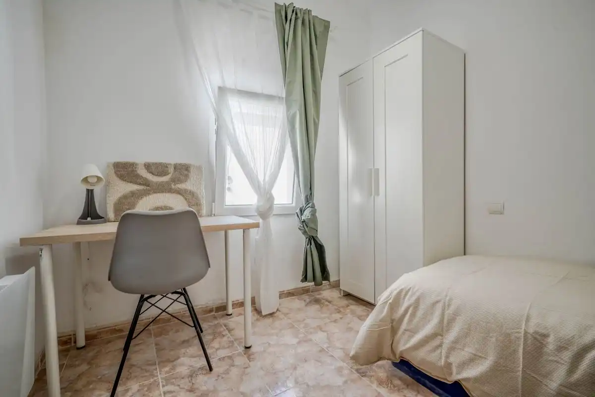 Habitación de Casa adosada en venta en Arganda del Rey con Calefacción y Trastero