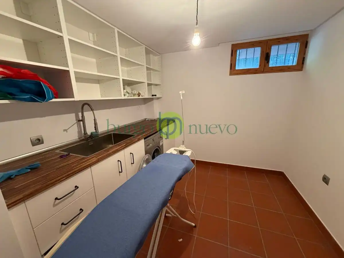 Villa mit Terrasse zur Miete in Calle Monte San Isidro, imagen 36