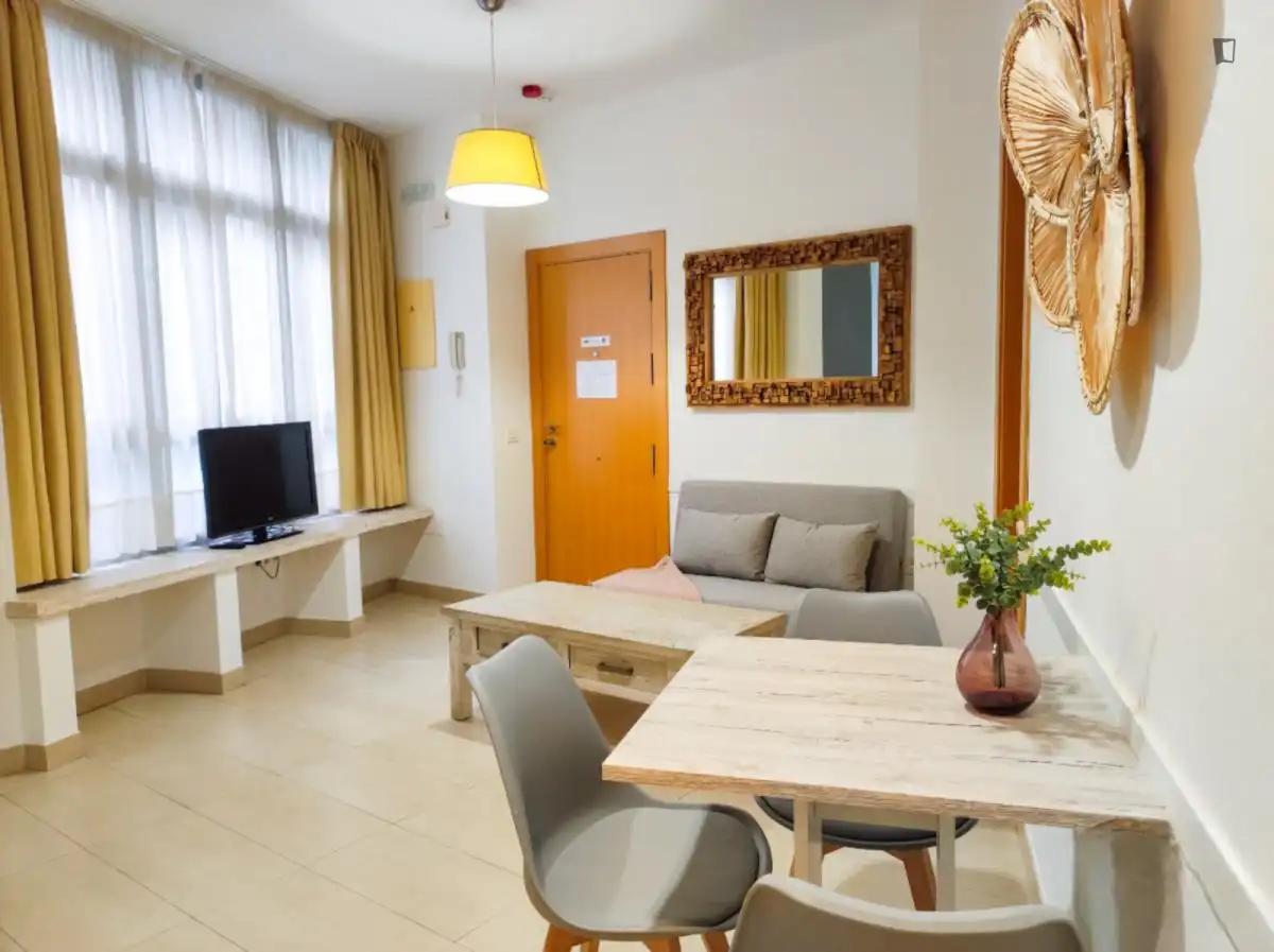 Wohnung zur Miete in La Goleta - San Felipe Neri