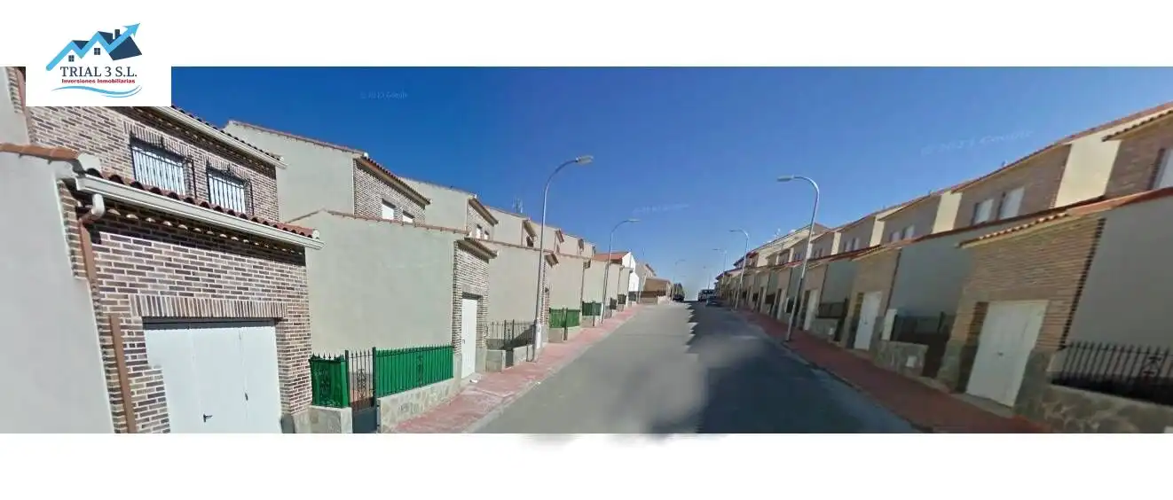 House with garden for sale in Calle SAN JULIAN