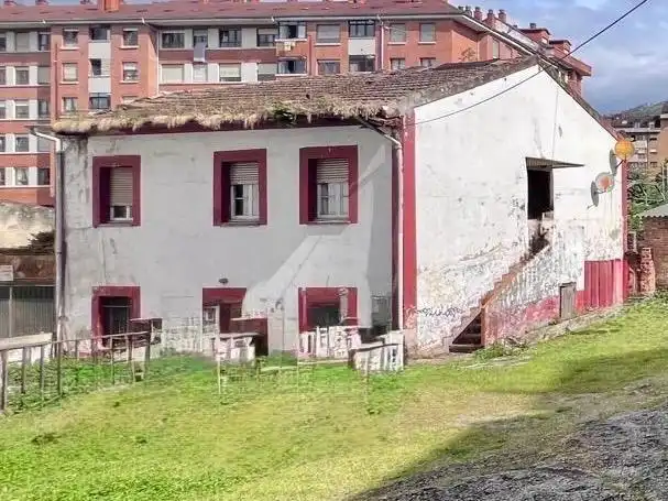 Vista exterior de Casa o chalet en venta en Oviedo 