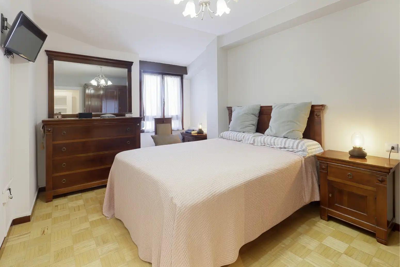 Schlafzimmer von Wohnung zum Verkauf in Gijón  mit Heizung und Parkett
