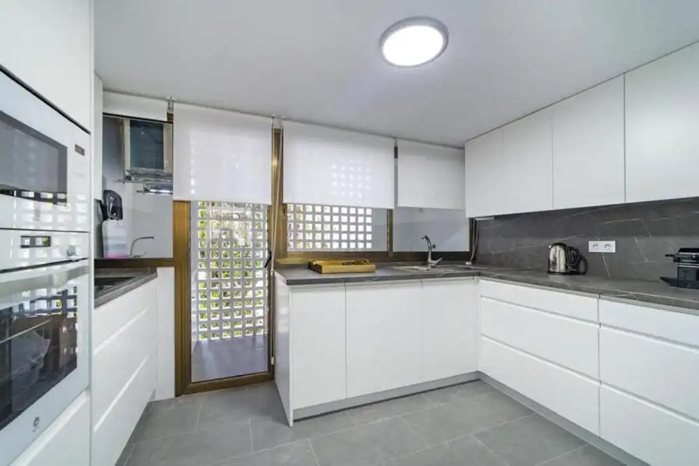 Apartamento de alquiler en Puerto Banús