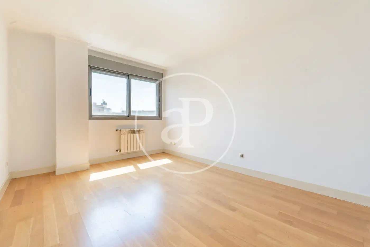 Schlafzimmer von Wohnung zum Verkauf in  Madrid Capital mit Klimaanlage, Heizung und Terrasse