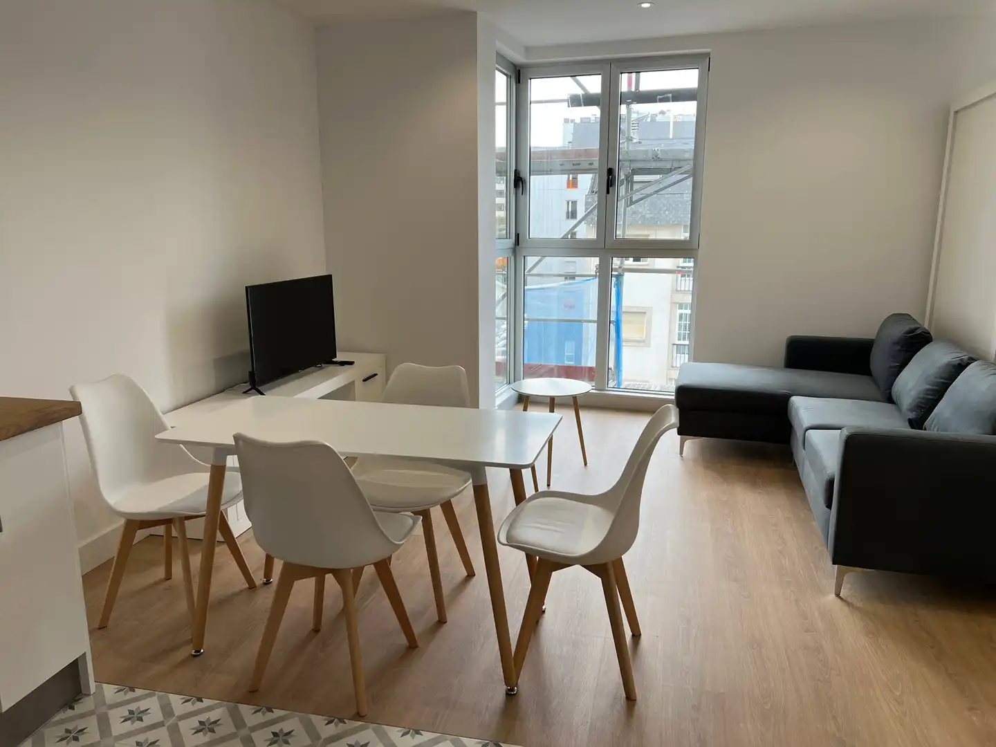 Sala de estar de Estudio de alquiler en Lugo Capital con Calefacción, Amueblado y Horno