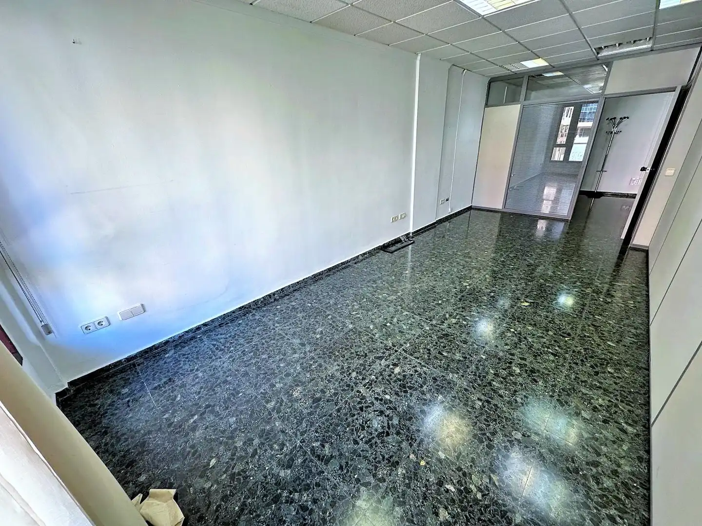 Büro zur Miete in Valencia mit Klimaanlage