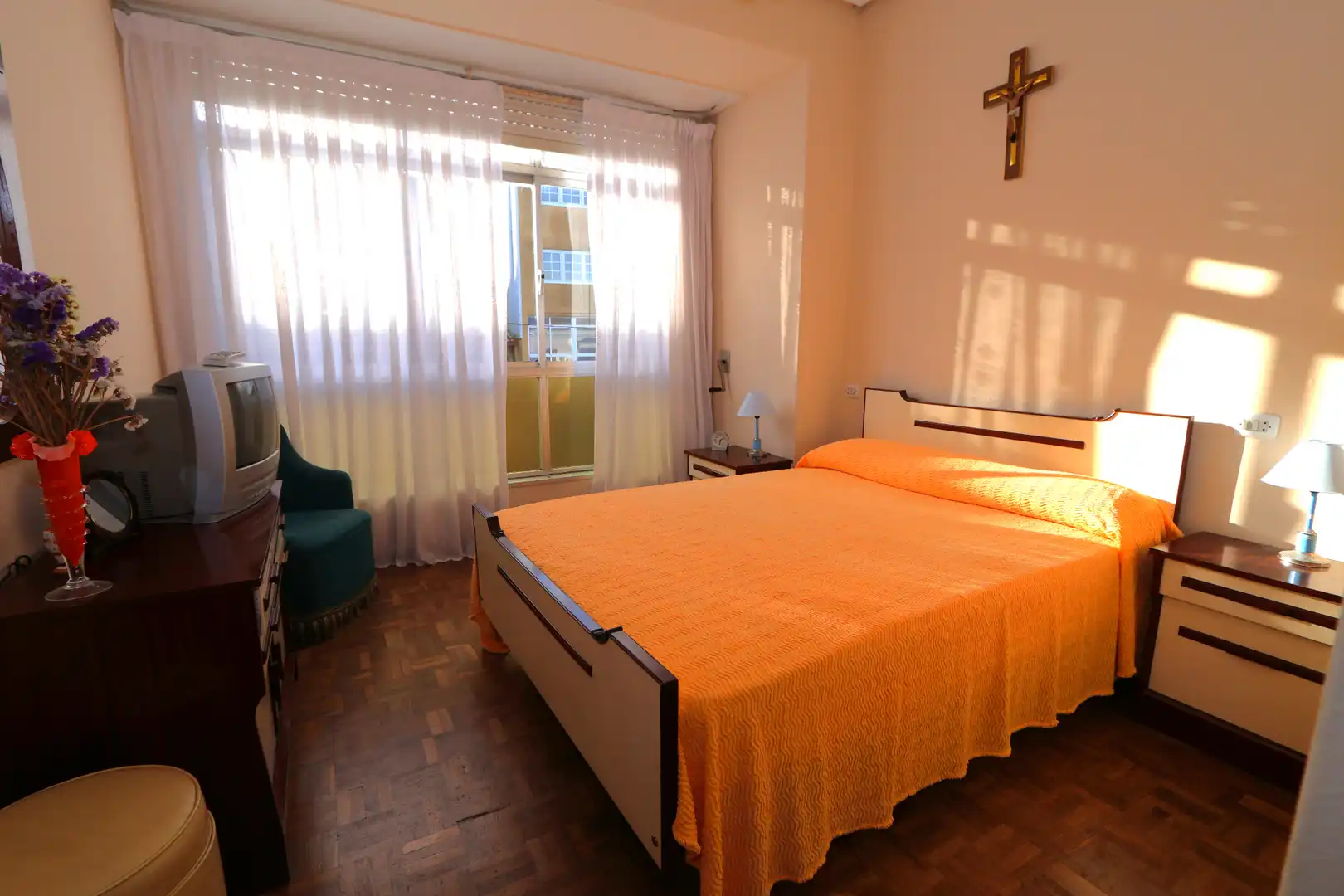 Habitación de Casa adosada en venta en Malpica de Bergantiños con Trastero, Amueblado y Balcón