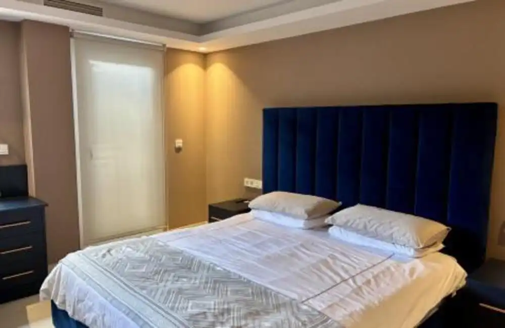Dormitori de Apartament de lloguer en Marbella amb Aire condicionat, Calefacció i Terrassa