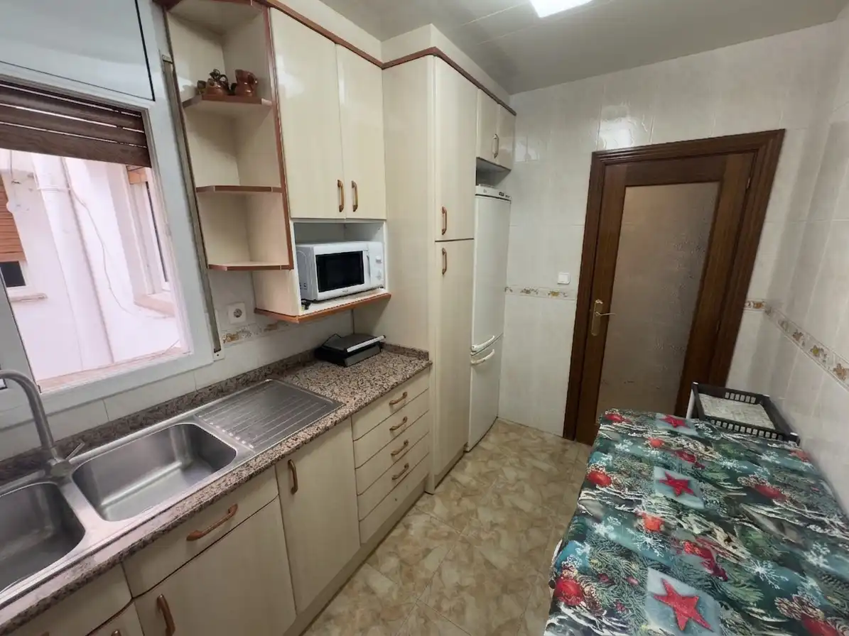 Cocina de Piso en venta en Gavà con Terraza, Trastero y Balcón