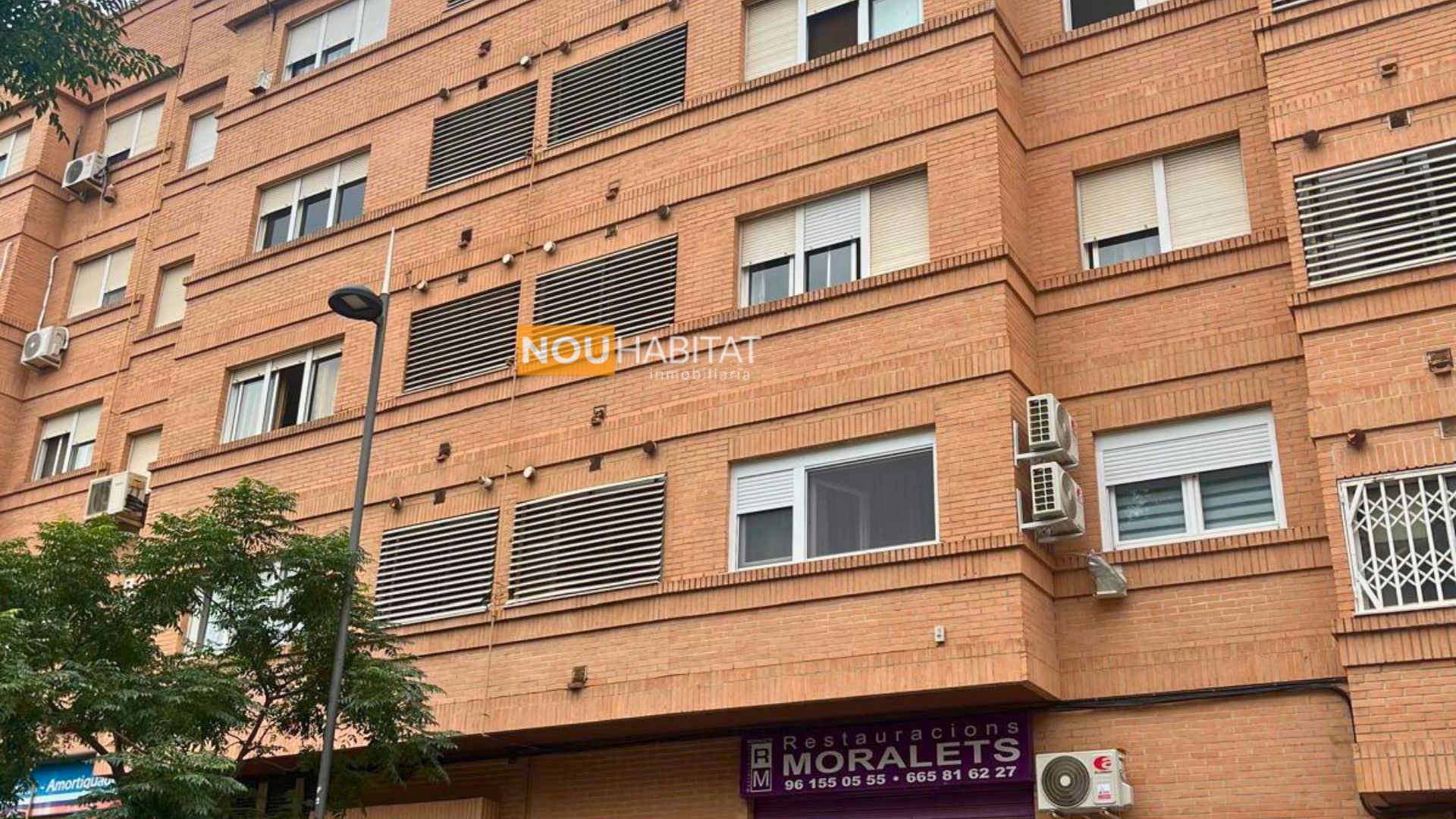 Vista exterior de Pis en venda en Torrent