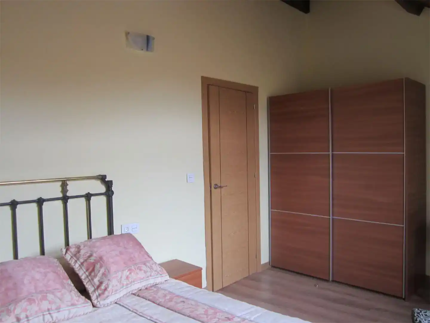 Dormitori de Apartament de lloguer en Puebla de Lillo, León