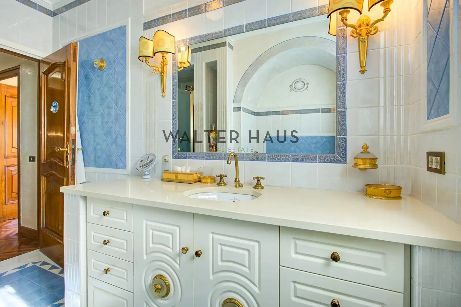 Badezimmer von Haus oder Chalet zum Verkauf in Sitges mit Klimaanlage, Heizung und Privatgarten