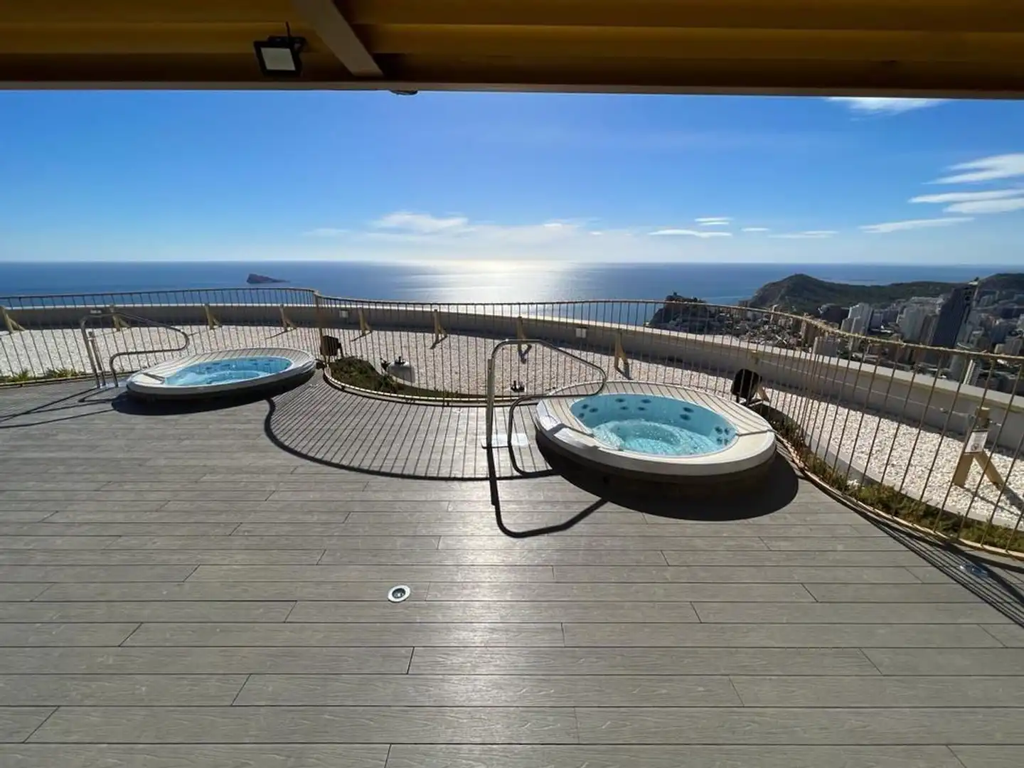 Terrassa de Casa o xalet de lloguer en Benidorm amb Aire condicionat, Jardí privat i Moblat