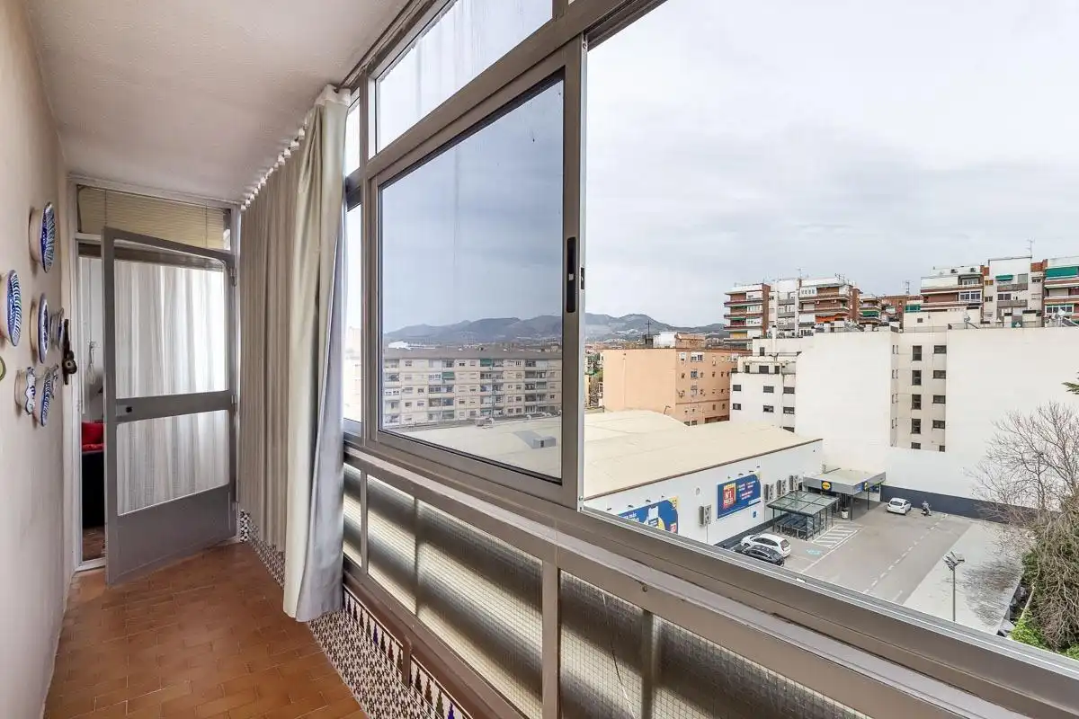 Flat with terrace to rent in Chana, imagen 7
