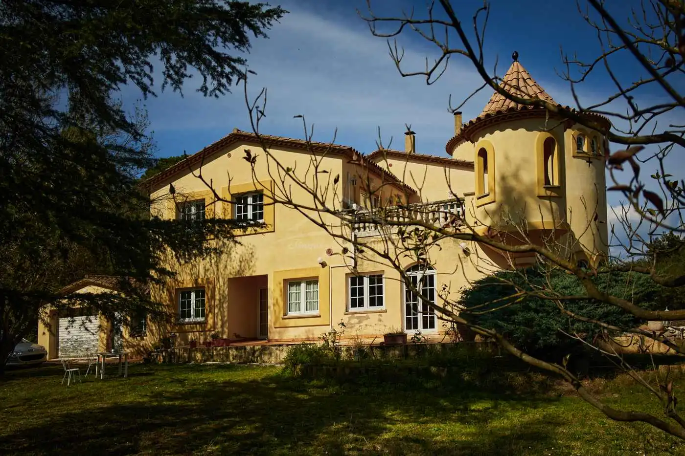 Vista exterior de Finca rústica en venta en Celrà con Calefacción, Jardín privado y Terraza