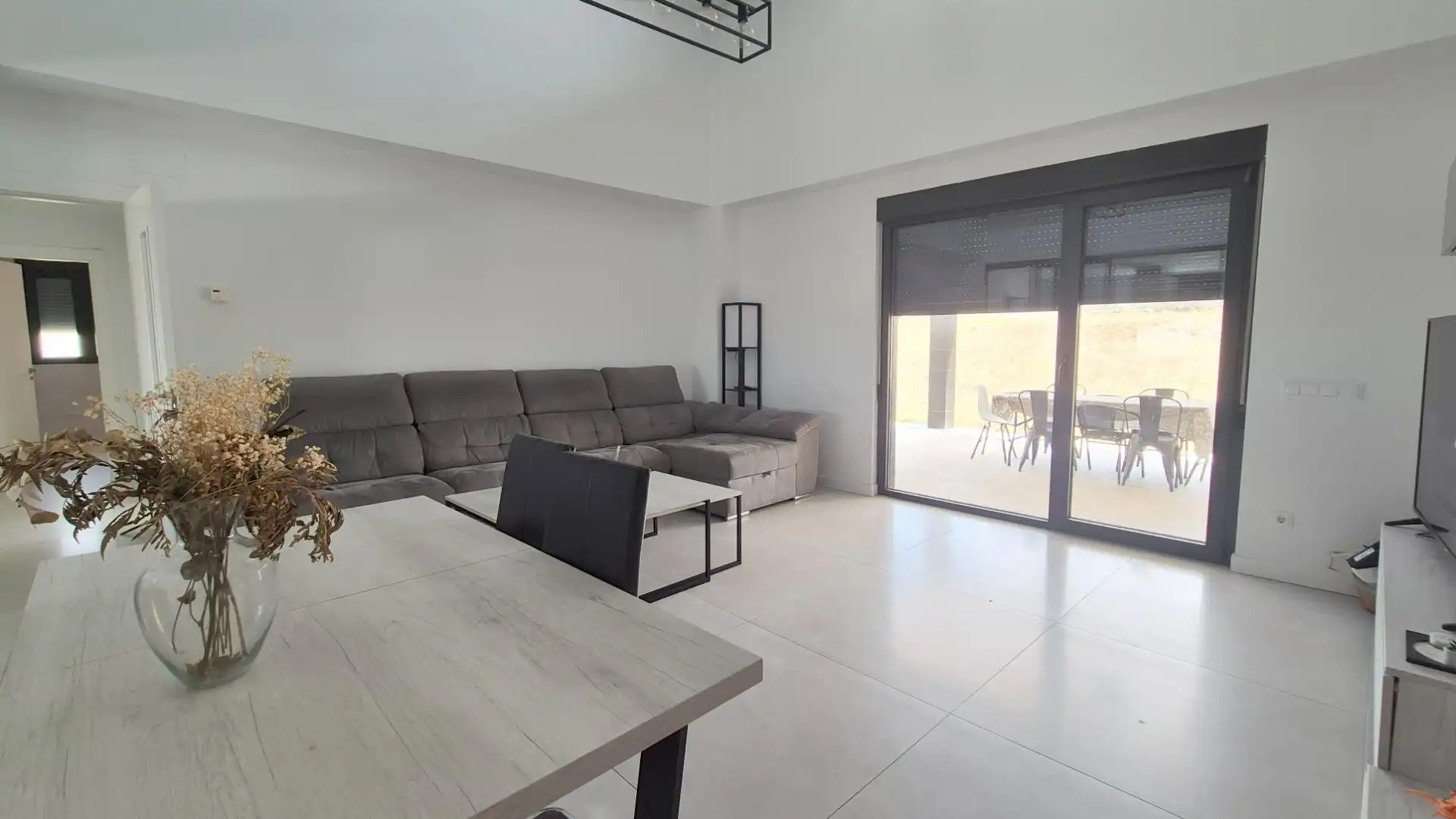Sala de estar de Casa o chalet en venta en Carrascal de Barregas con Aire acondicionado, Calefacción y Jardín privado