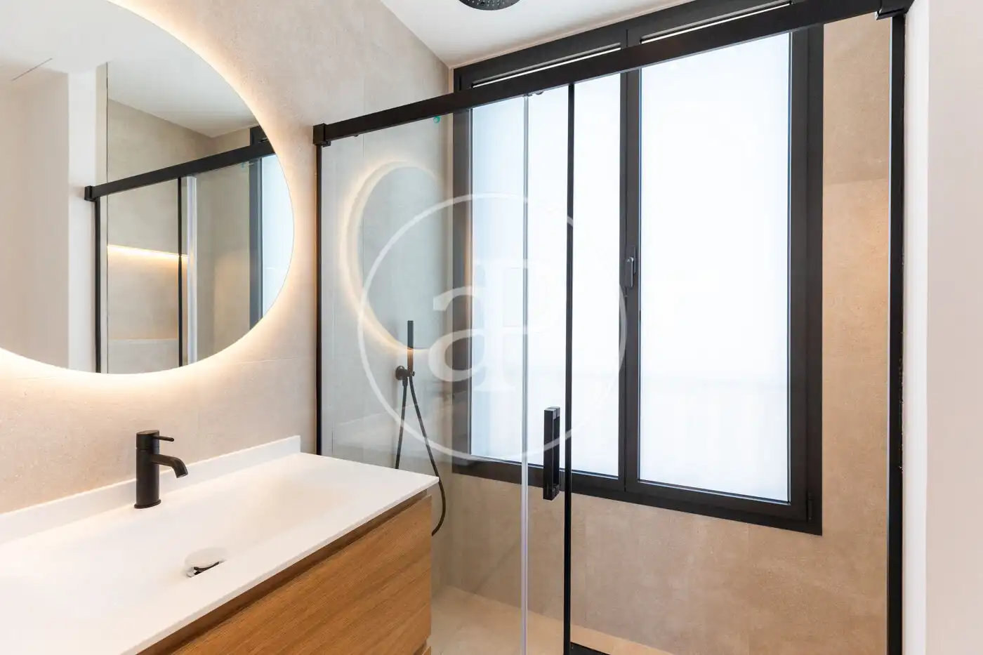 Bany de Àtic en venda en  Palma de Mallorca amb Aire condicionat, Calefacció i Jardí privat